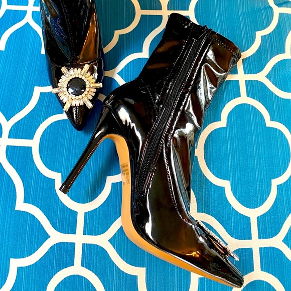 🎥EGO🎥STARLIGHT-E PATIN LEATHER STRETCH STILETTO JEWEL TOE SIDE ZIP ANKLE BOOTS - Picture 11 of 13